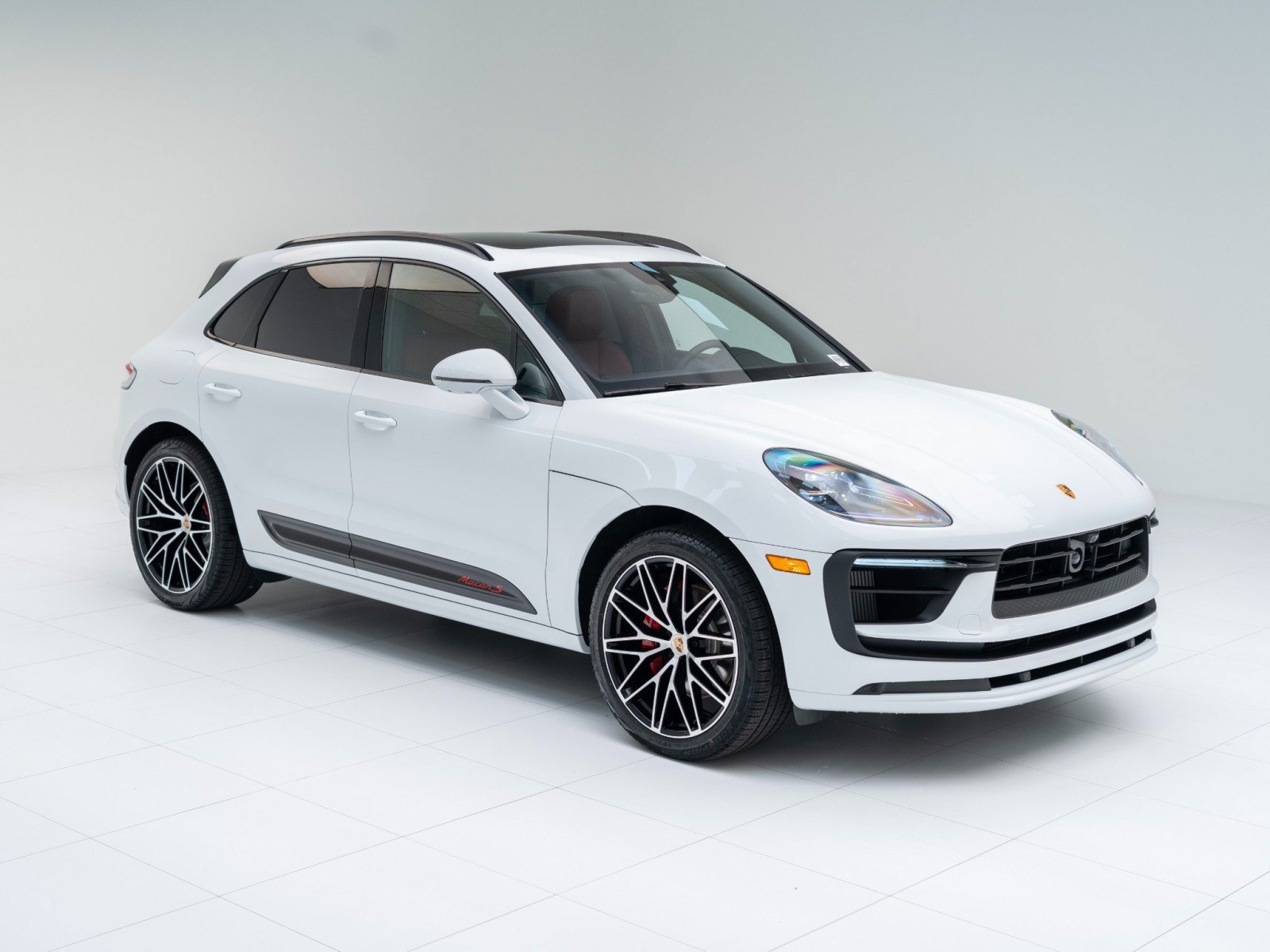 New 2026 Porsche Macan S AWD/4WD image 7