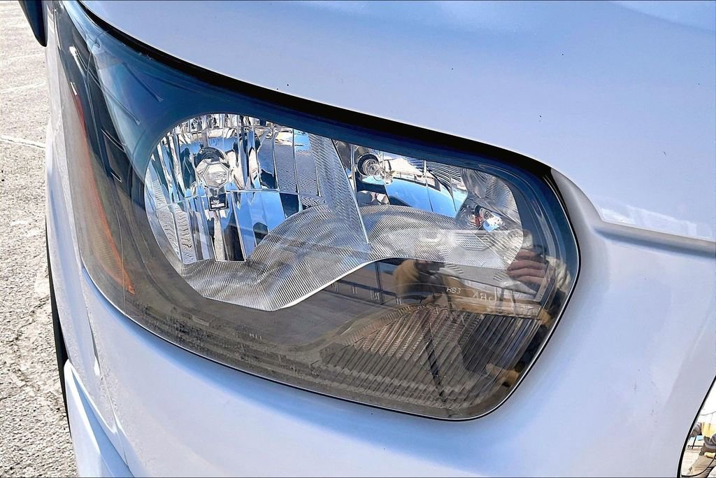 Used 2023 Ford Transit 350 XLT image 29