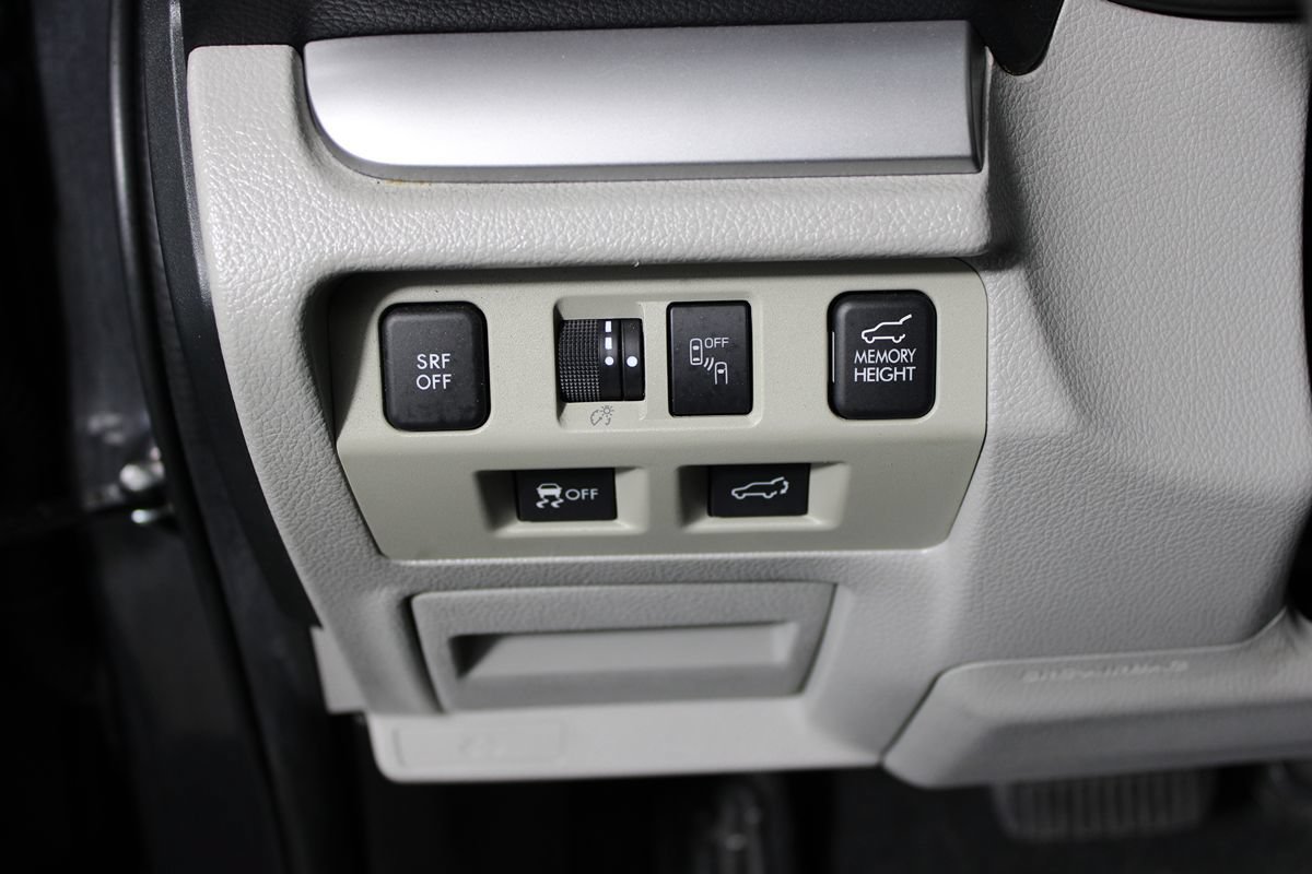 Used 2018 Subaru Forester 2.5i Premium AWD/4WD image 12