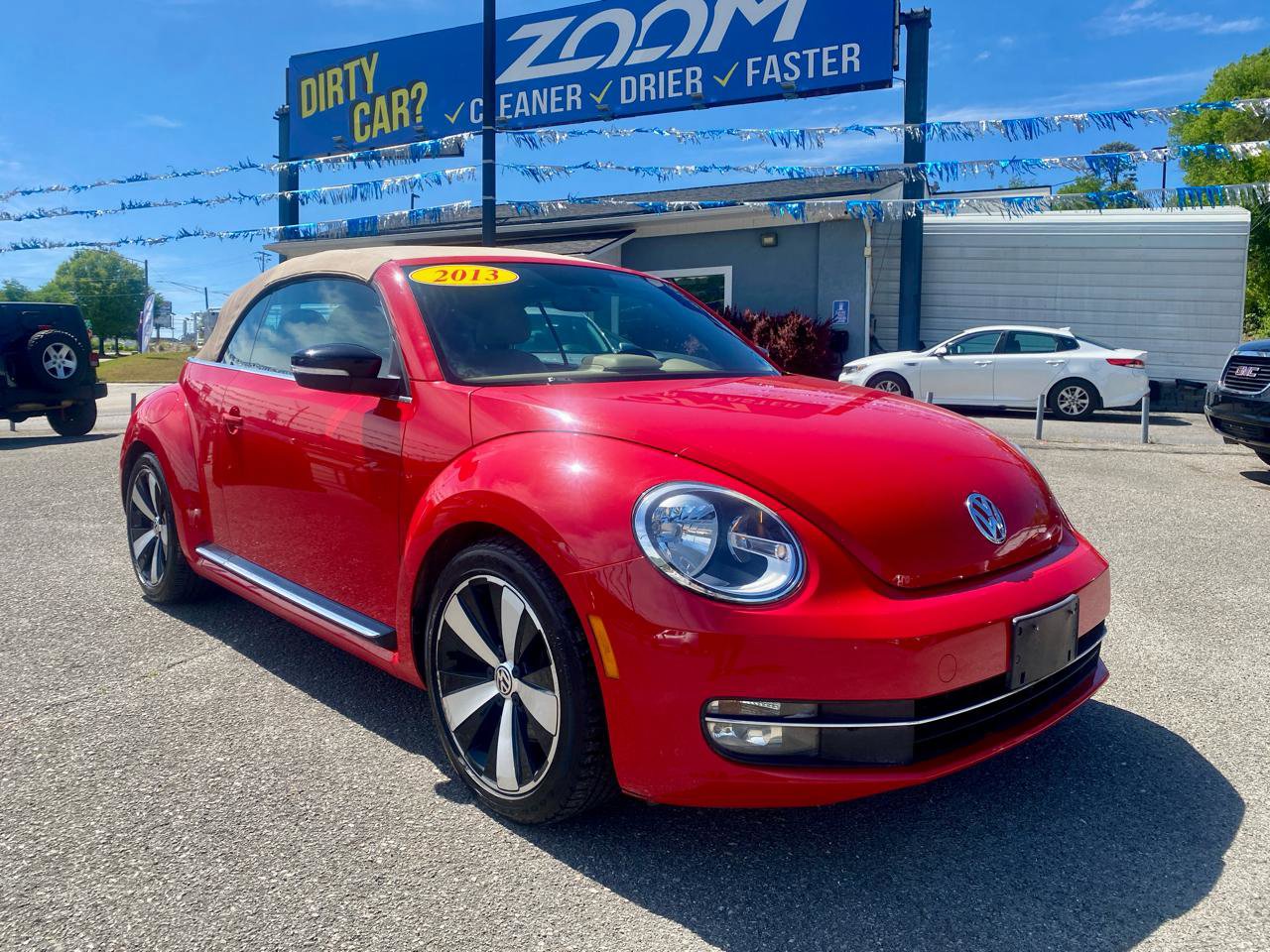 Used 2013 Volkswagen Beetle 2.0T FWD image 16