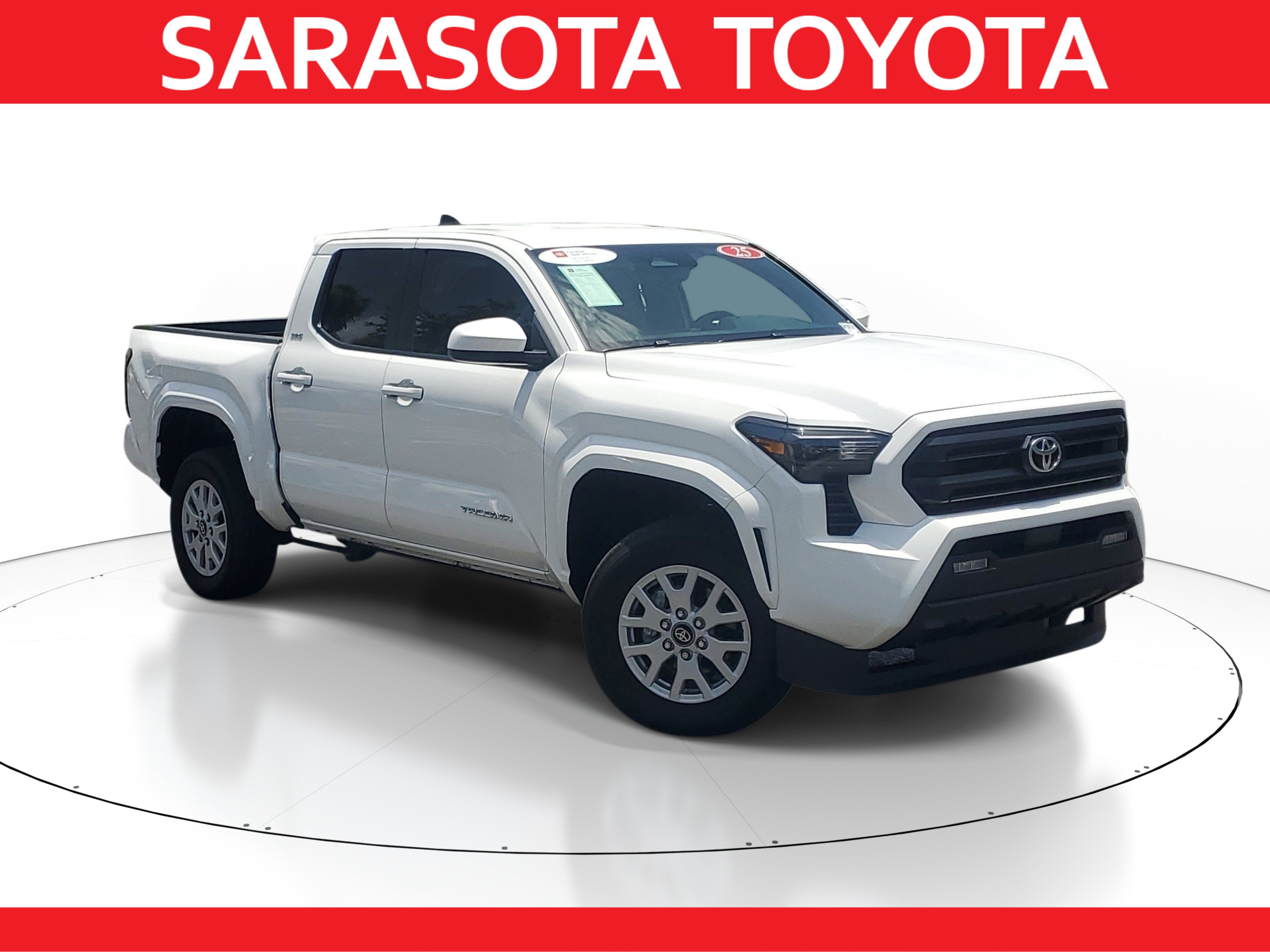 Used 2025 Toyota Tacoma SR5 AWD/4WD image 1
