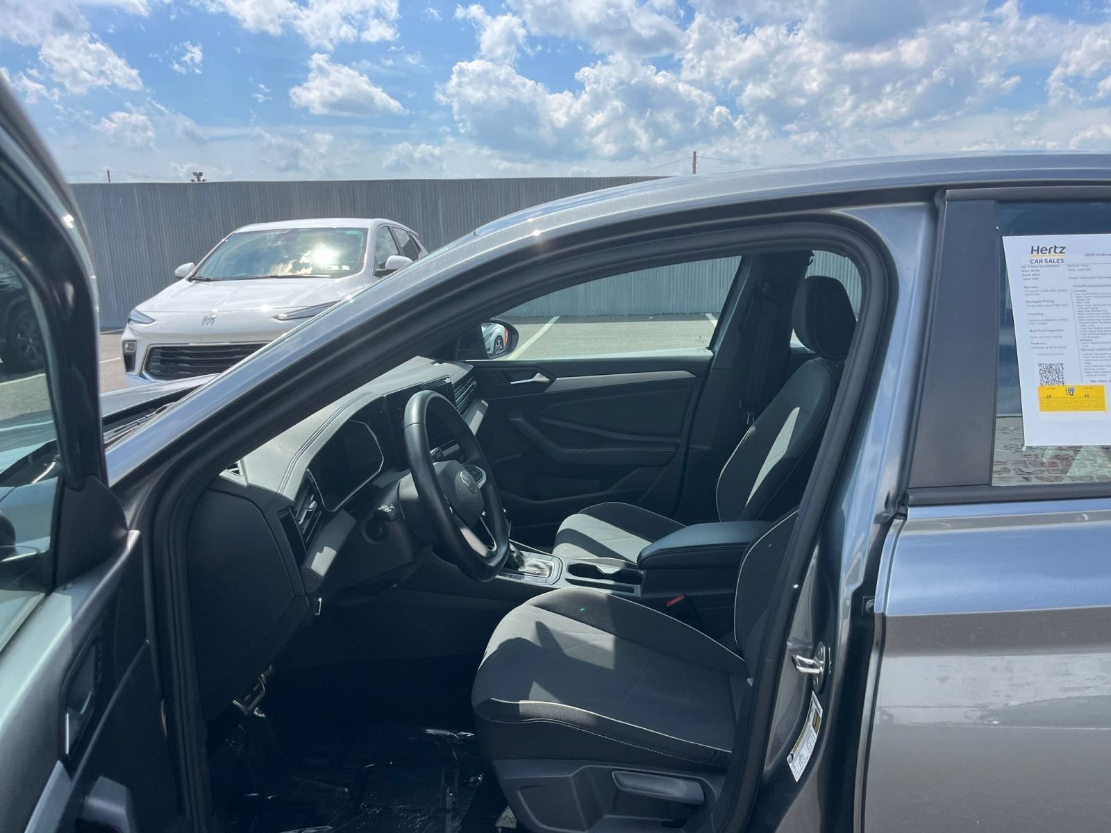 Used 2025 Volkswagen Jetta Sport FWD image 25