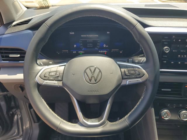 Certified 2022 Volkswagen Taos SE w/ Panoramic Sunroof Package FWD image 20