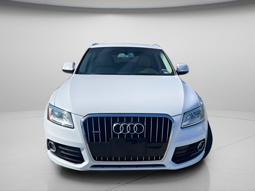 Used 2016 Audi Q5 2.0T Premium Plus w/ Technology Package AWD/4WD image 16