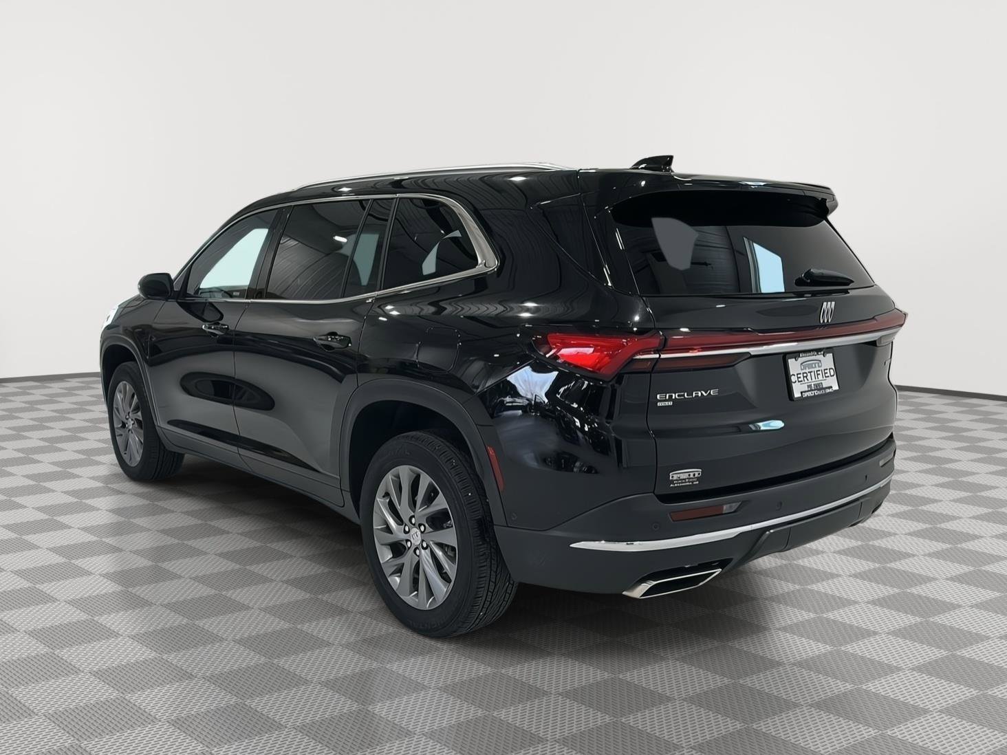 Used 2025 Buick Enclave Preferred w/ Super Cruise Package AWD/4WD image 3