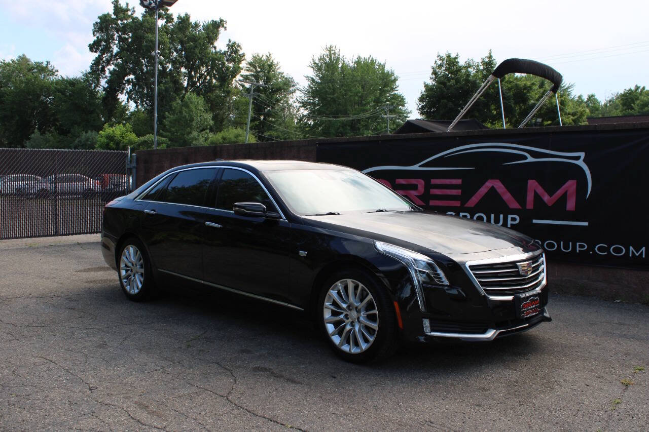 Used 2017 Cadillac CT6 Luxury AWD/4WD image 4
