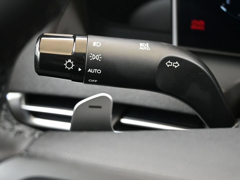 New 2026 Hyundai Santa Cruz Limited AWD/4WD image 32