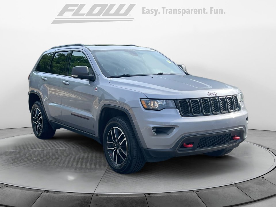 Used 2020 Jeep Grand Cherokee Trailhawk image 1
