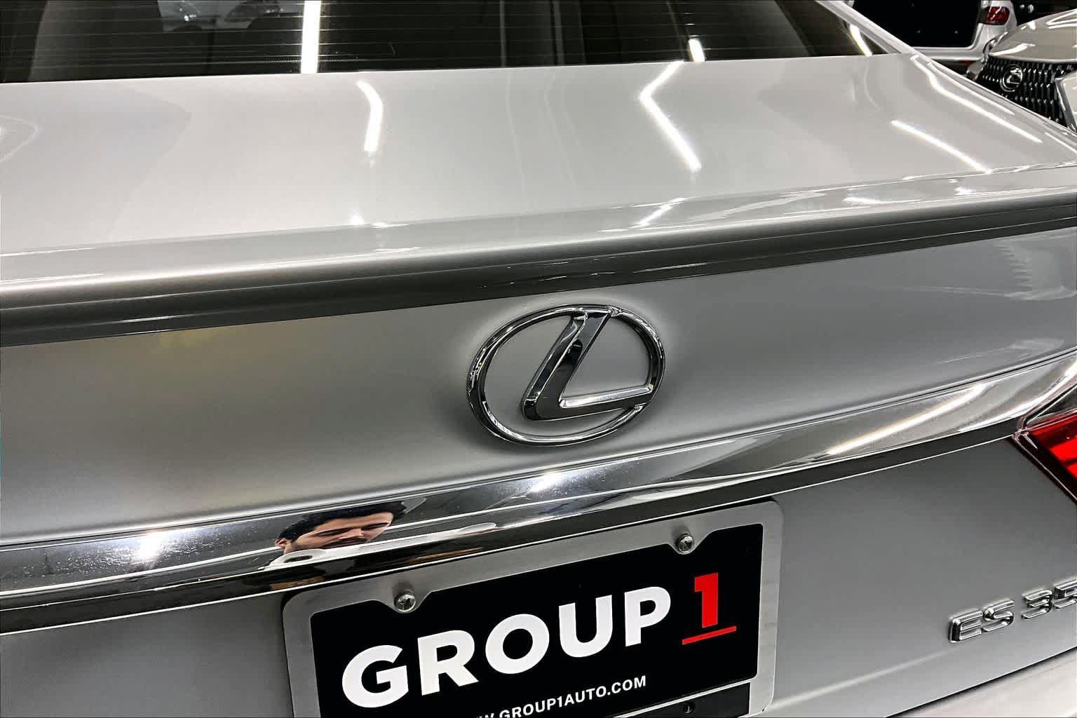 Used 2014 Lexus ES 350 w/ Premium Package FWD image 30