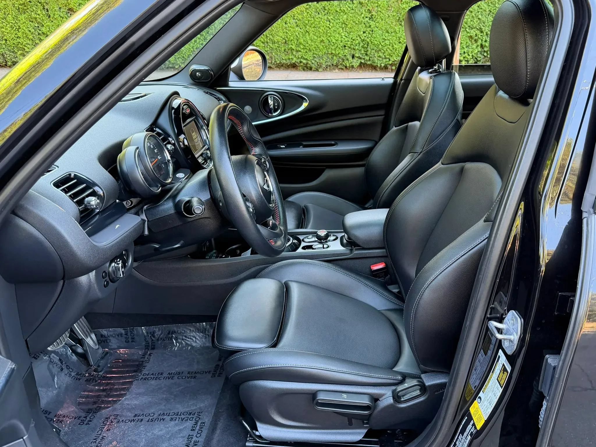 Used 2017 MINI Cooper Clubman ALL4 AWD/4WD image 18