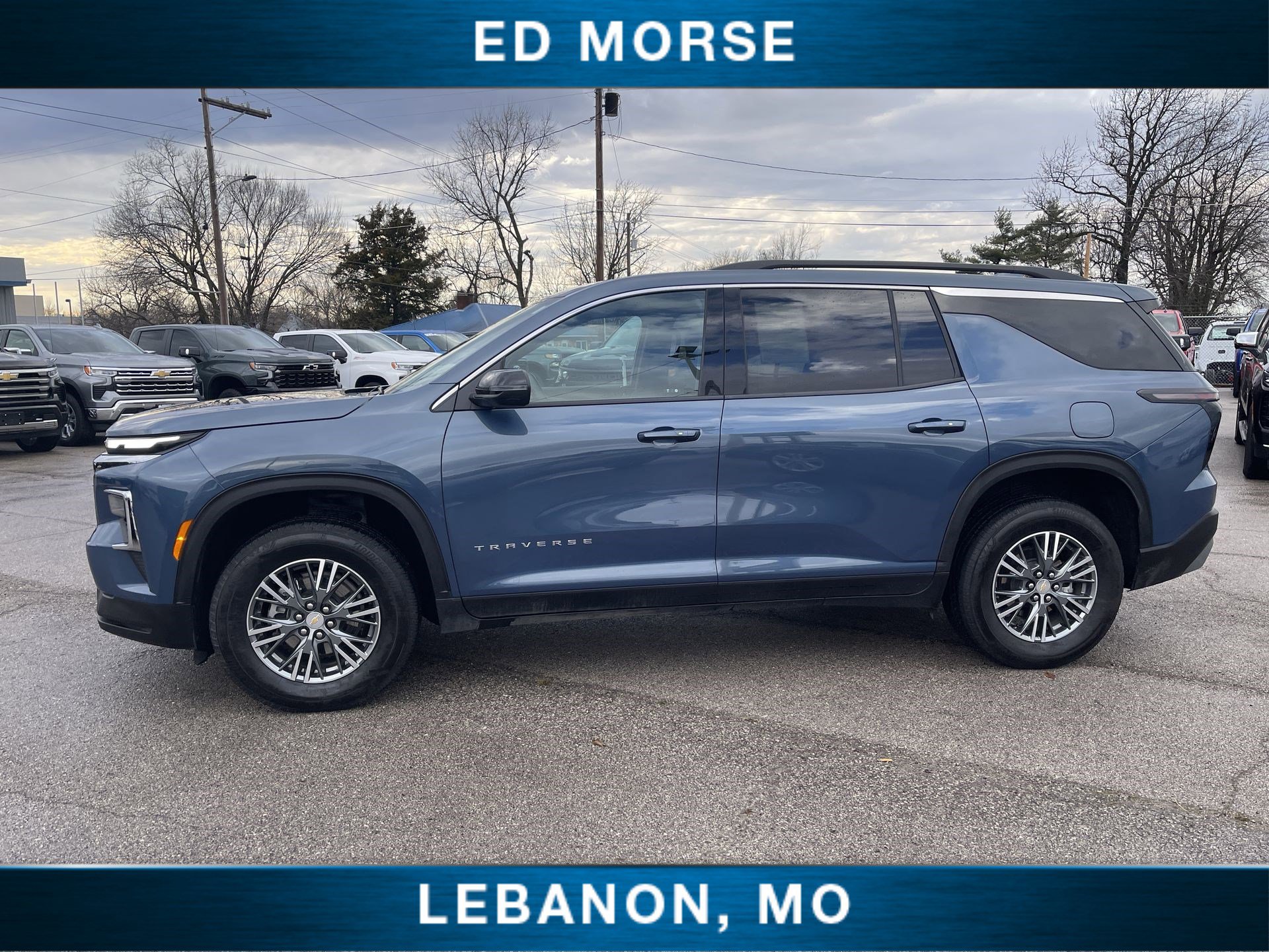 Used 2025 Chevrolet Traverse LT image 10