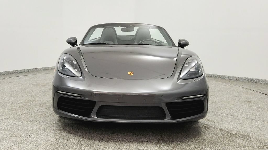 Used 2022 Porsche 718 Boxster RWD image 8