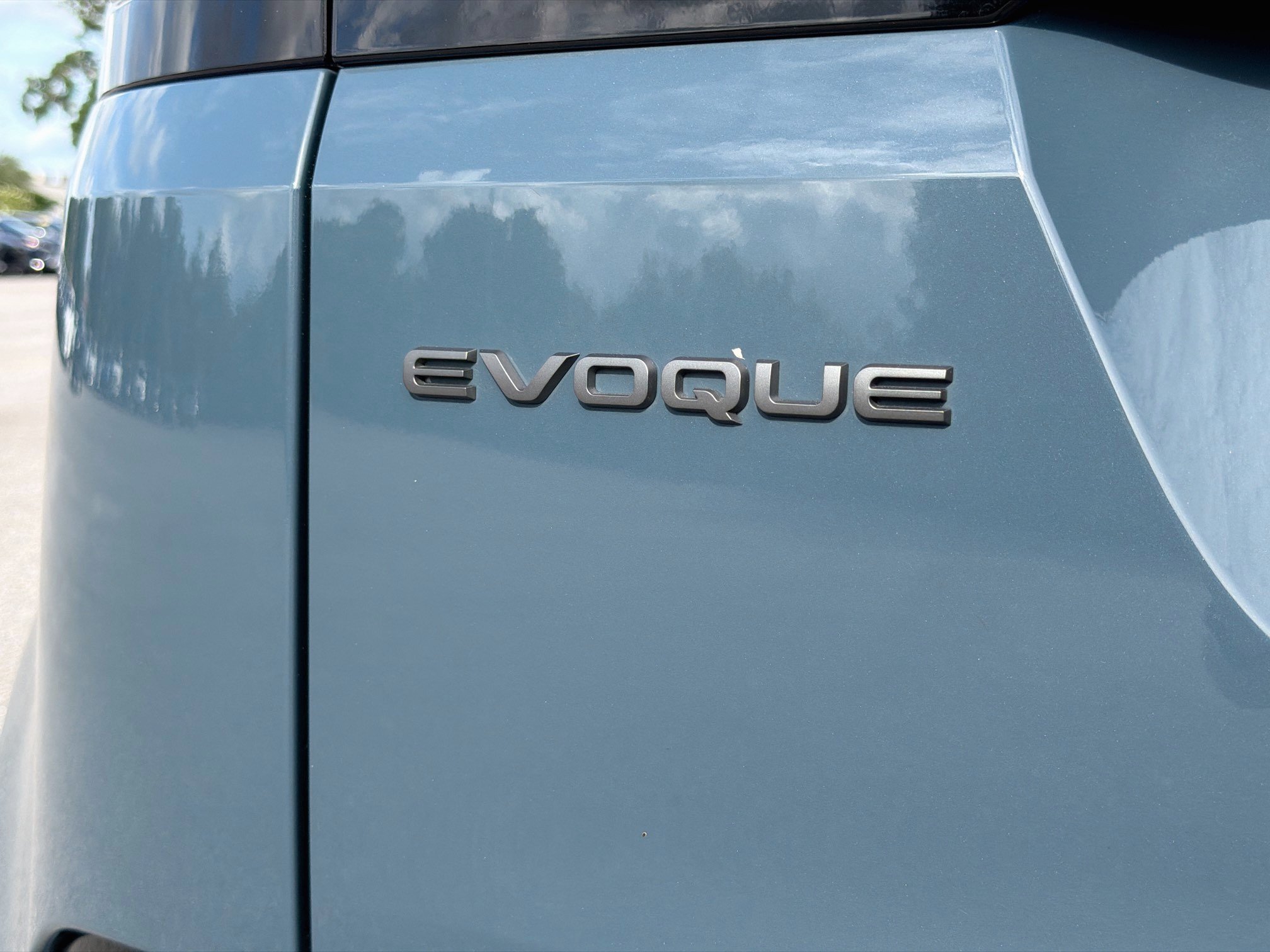 Used 2024 Land Rover Range Rover Evoque S AWD/4WD image 45