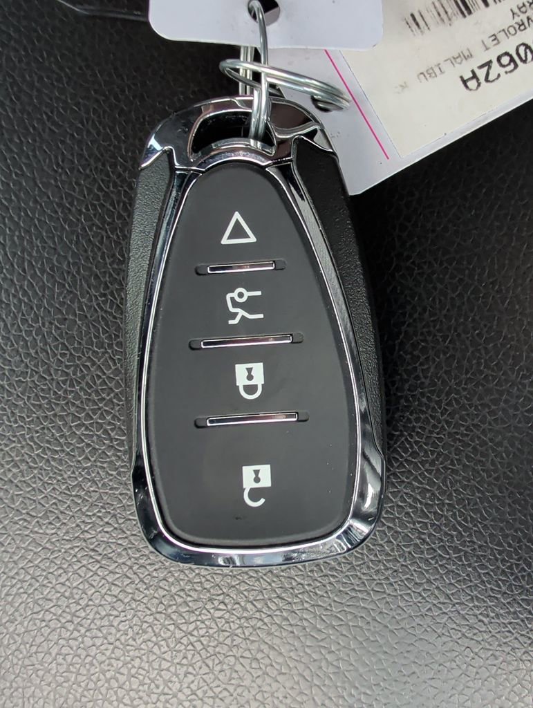 Used 2021 Chevrolet Malibu RS image 18