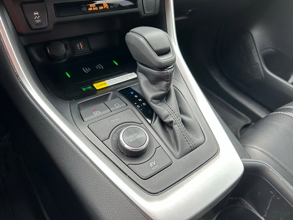 Certified 2024 Toyota RAV4 XLE image 27