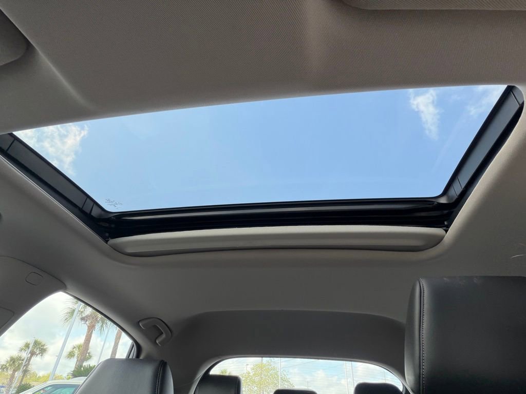 Used 2024 Honda Civic EX-L image 24