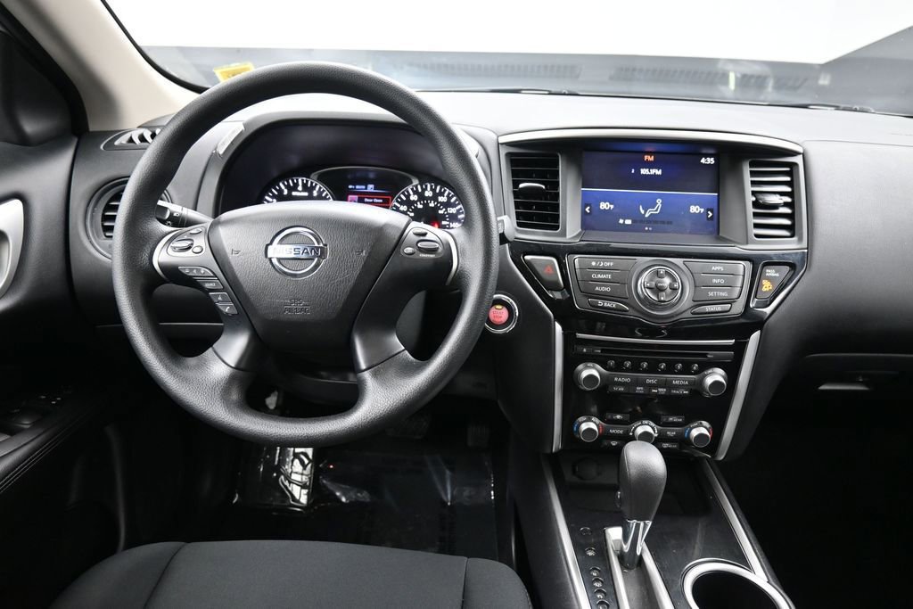 Used 2019 Nissan Pathfinder S AWD/4WD image 19