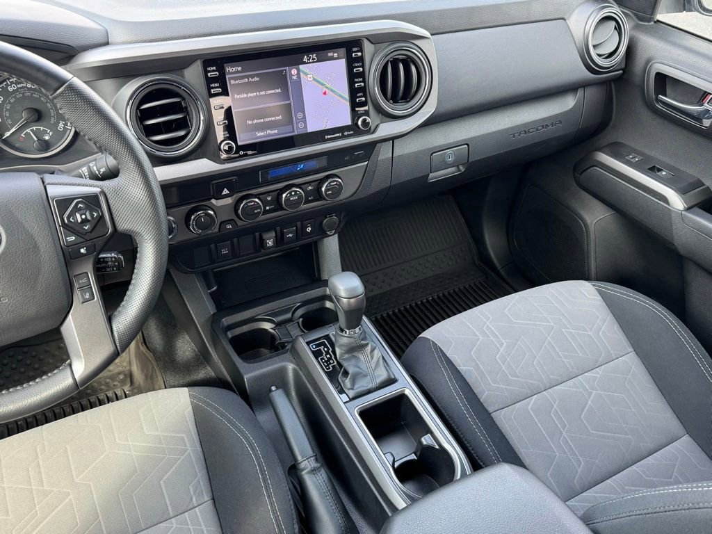 Used 2022 Toyota Tacoma TRD Sport AWD/4WD image 26