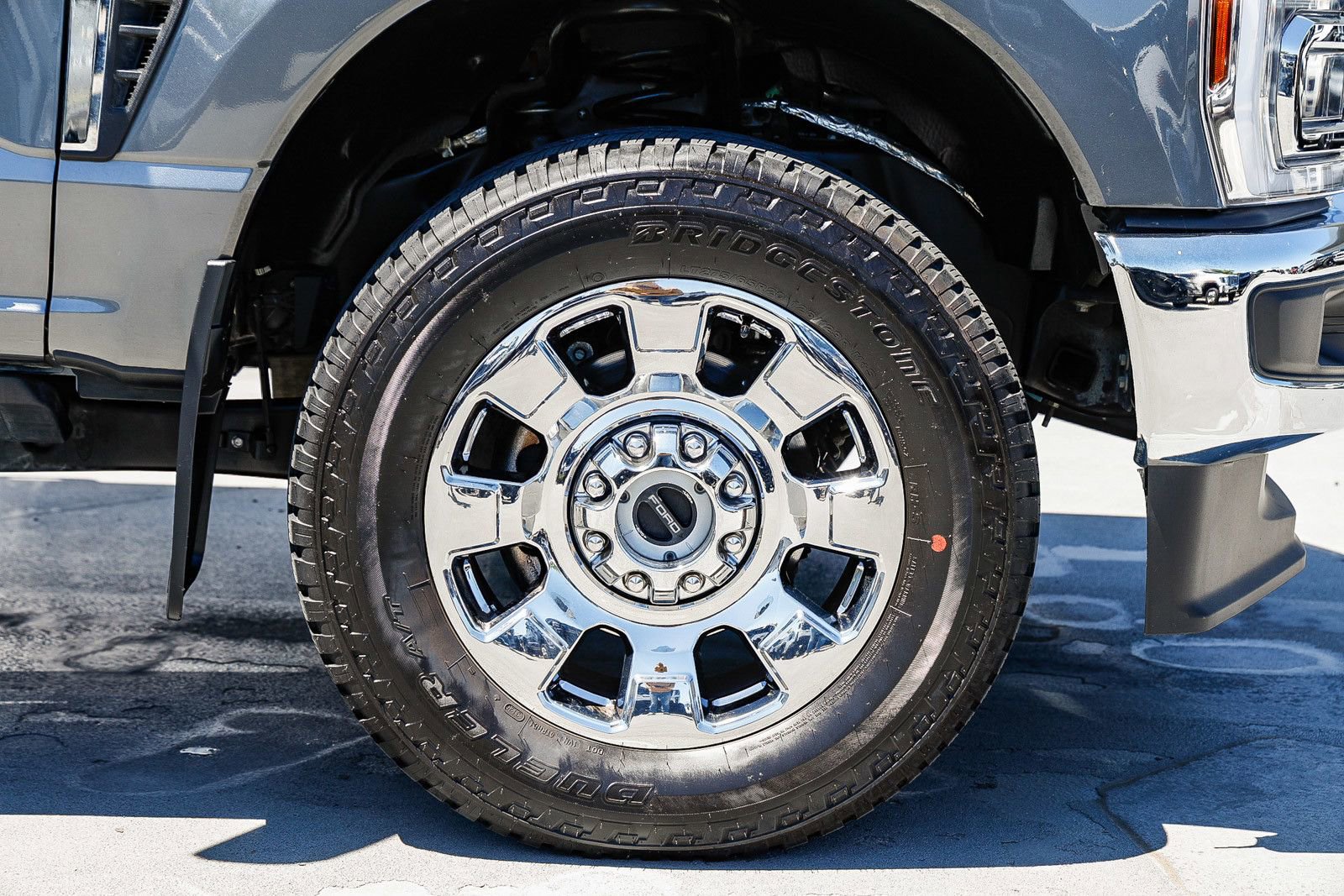 Used 2026 Ford F350 Lariat w/ Chrome Package AWD/4WD image 9