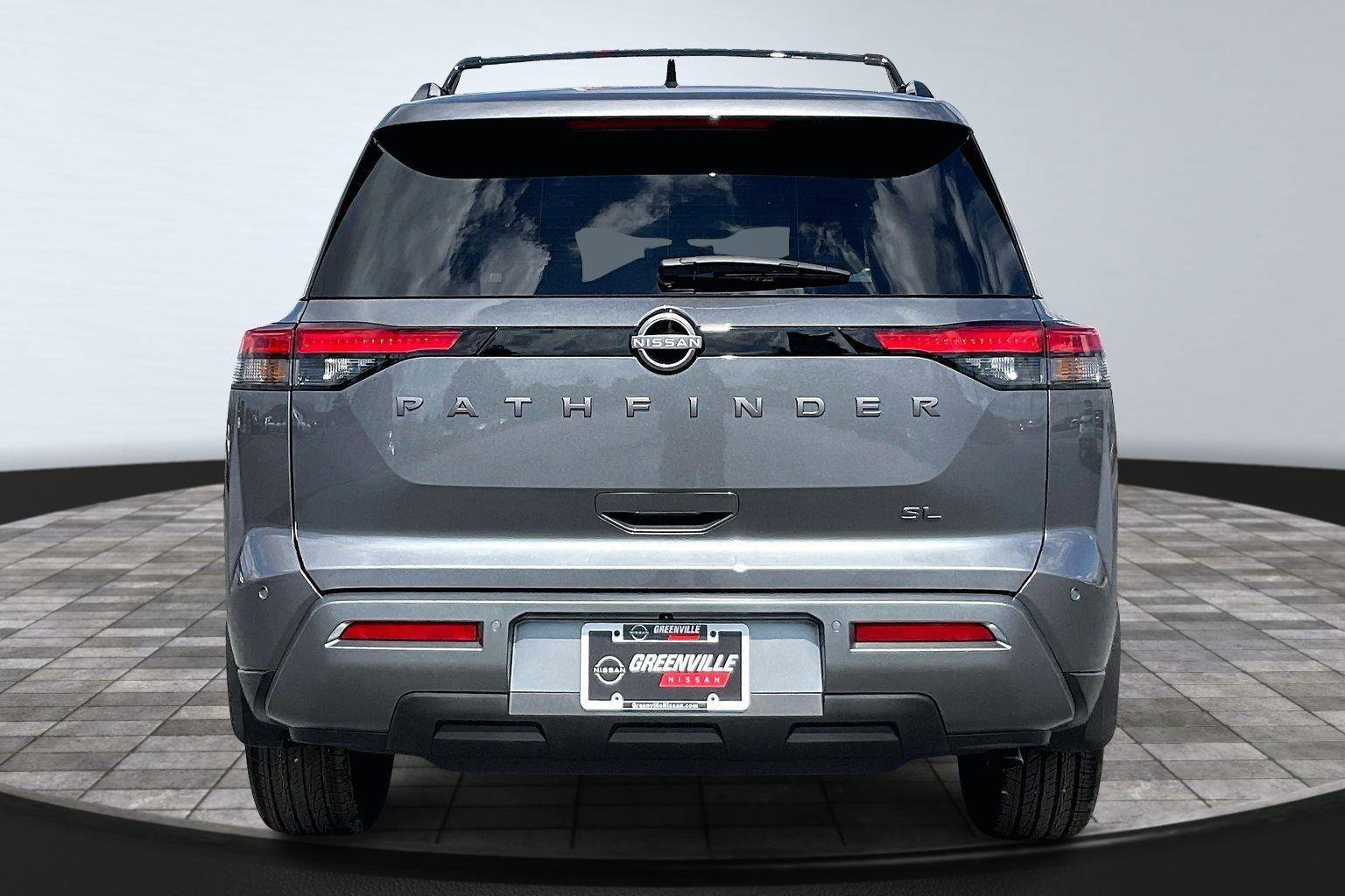 New 2026 Nissan Pathfinder SL image 5
