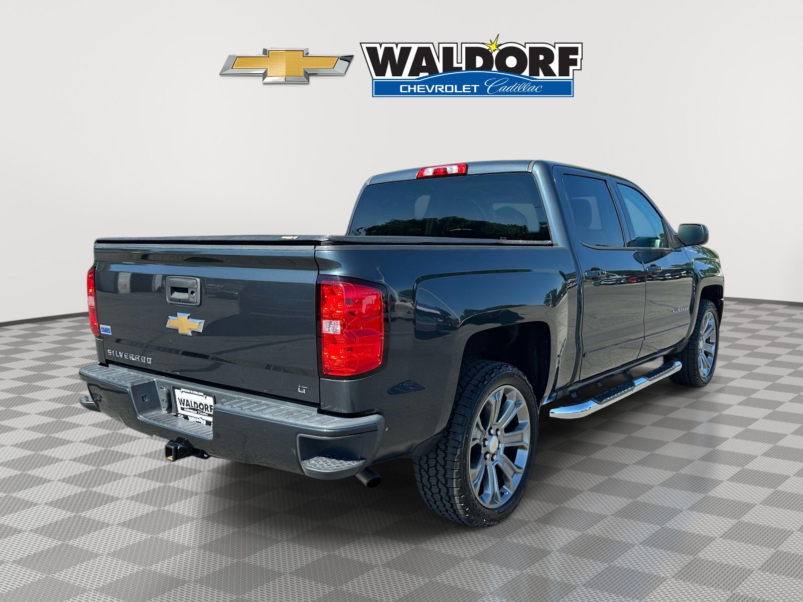 Used 2018 Chevrolet Silverado 1500 LT AWD/4WD image 6