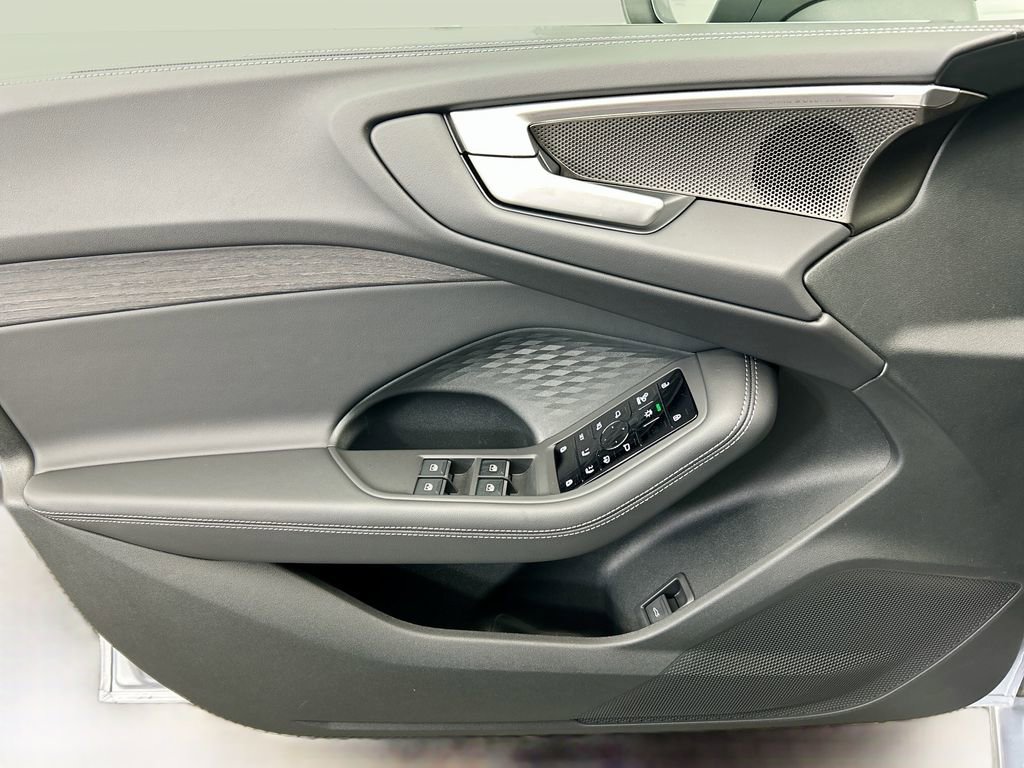 Used 2025 Audi A5 2.0T Premium Plus w/ Premium Plus image 24