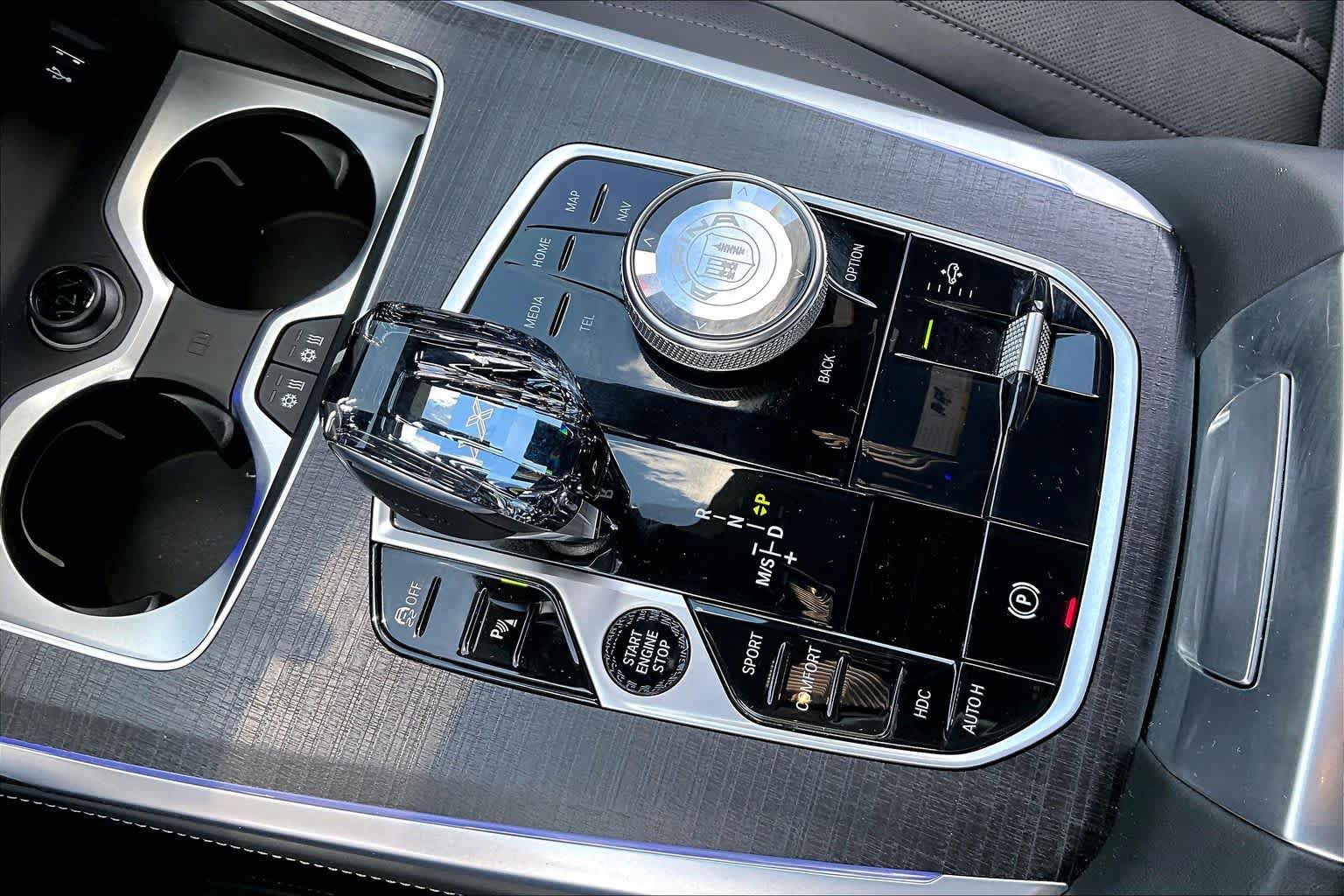 Certified 2024 BMW ALPINA XB7 AWD/4WD image 37