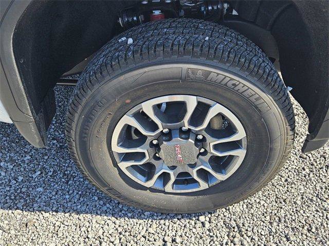 New 2025 GMC Sierra 3500 Pro image 14