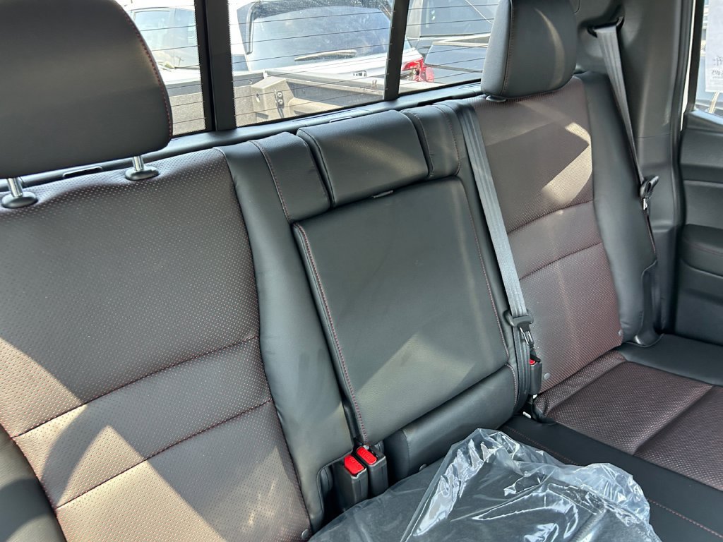 New 2026 Honda Ridgeline Black Edition image 17