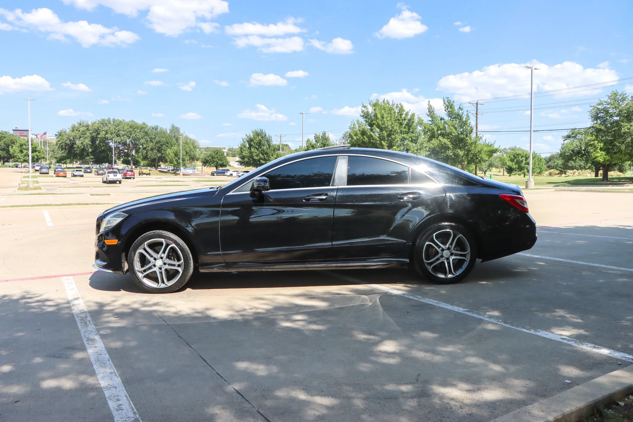 Used 2015 Mercedes-Benz CLS 400 image 4