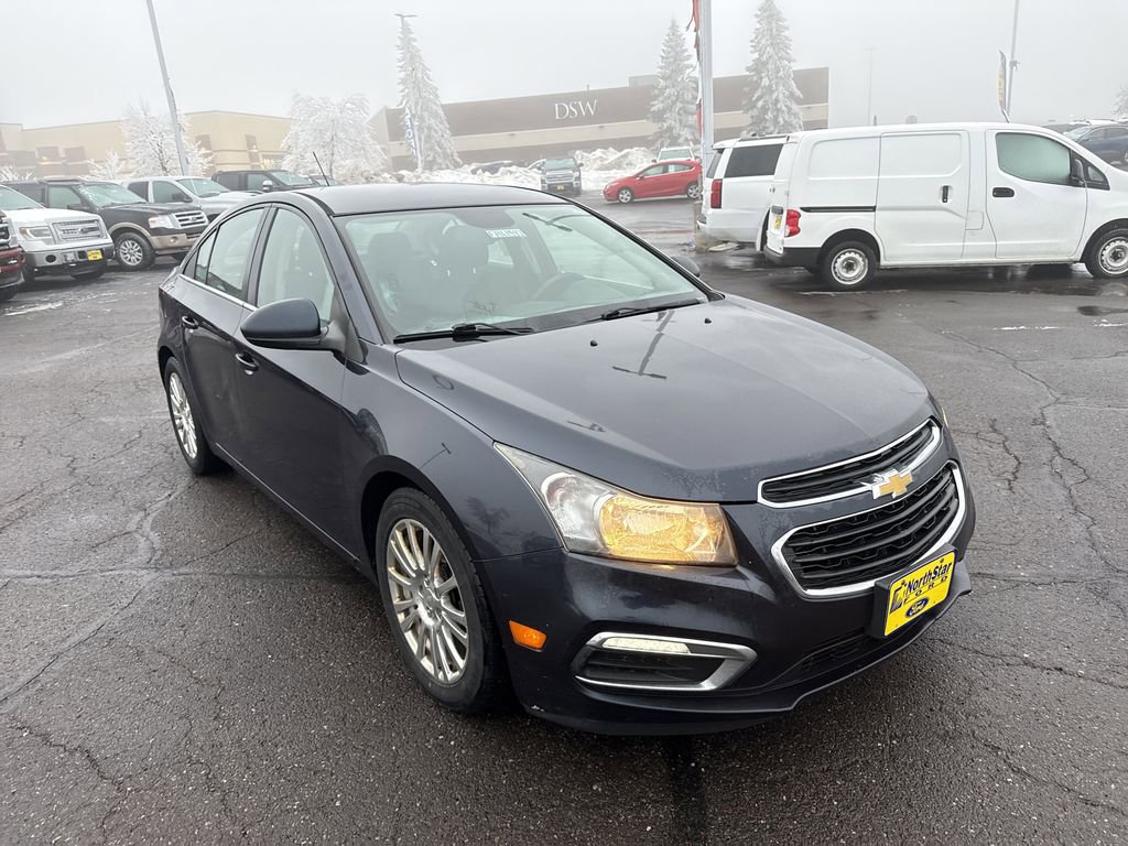 Used 2015 Chevrolet Cruze Eco image 4