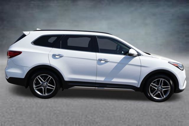 Used 2018 Hyundai Santa Fe Limited AWD/4WD image 2