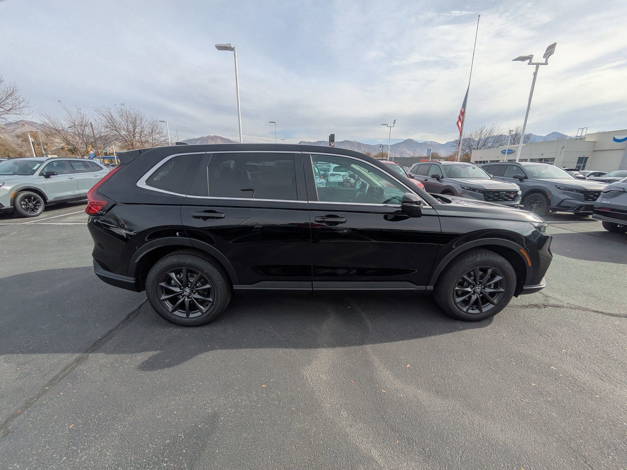 New 2026 Honda CR-V EX-L image 2