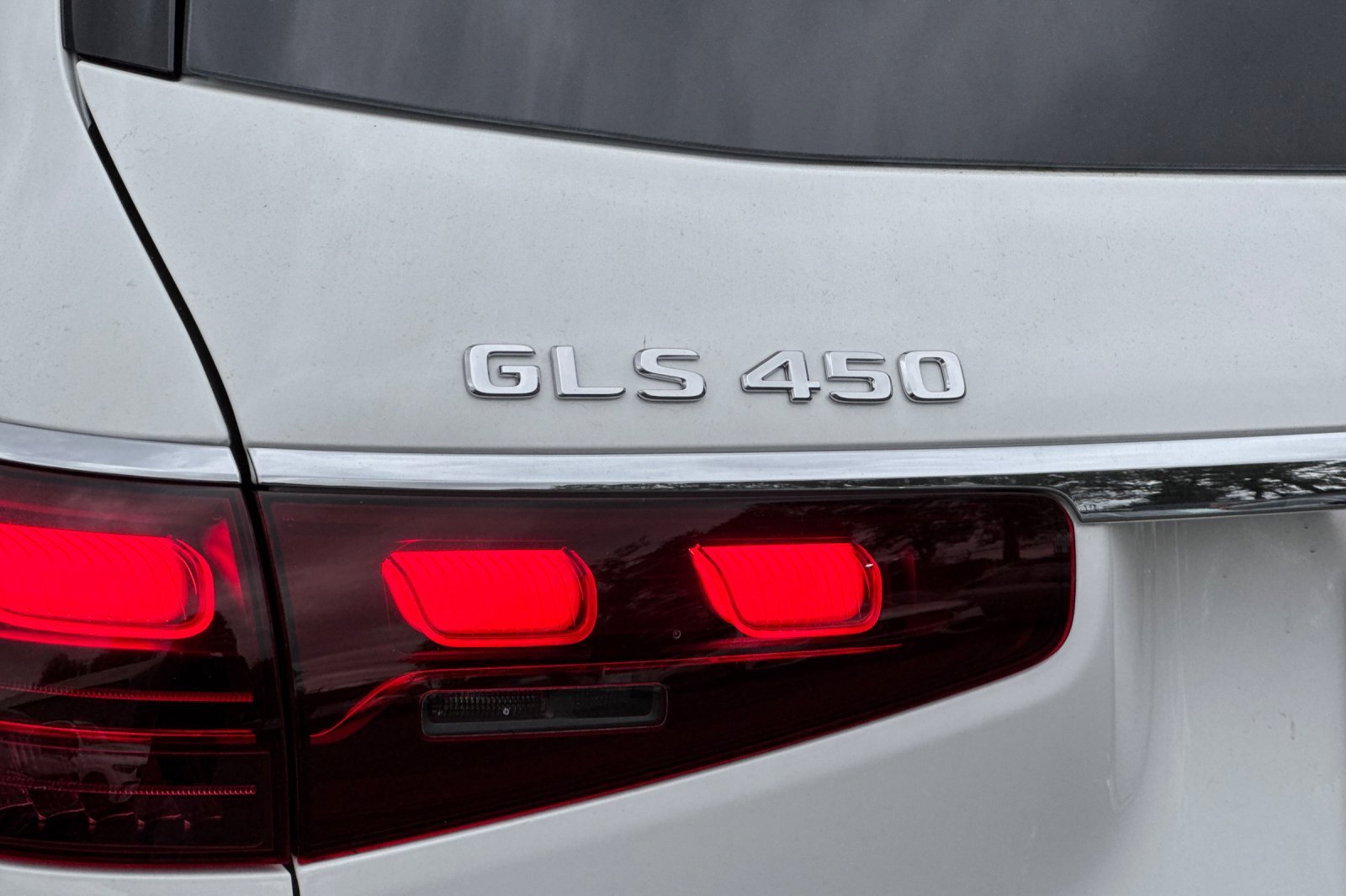 New 2026 Mercedes-Benz GLS 450 4MATIC image 36