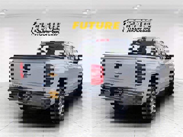 Used 2018 Chevrolet Silverado 1500 LT w/ LT Eassist Package image 4