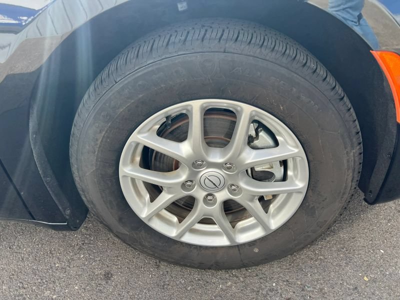 Used 2025 Chrysler Pacifica Select FWD image 5