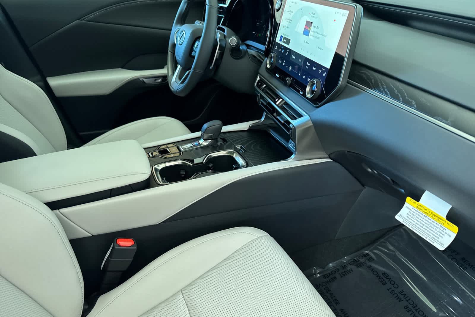 New 2026 Lexus RX 350h w/ Convenience Package AWD/4WD image 17