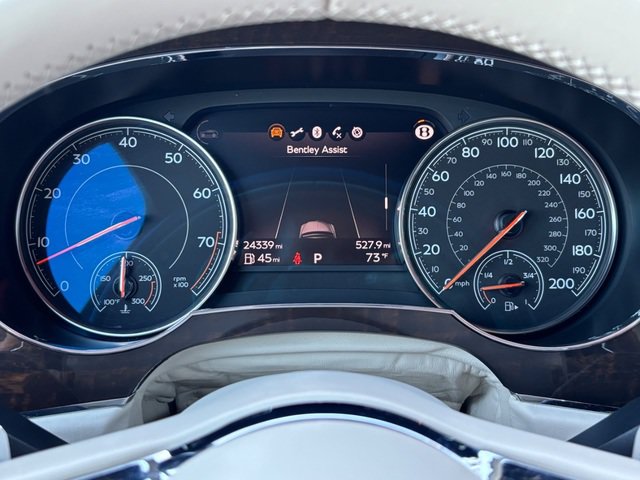 Used 2019 Bentley Bentayga AWD/4WD image 45