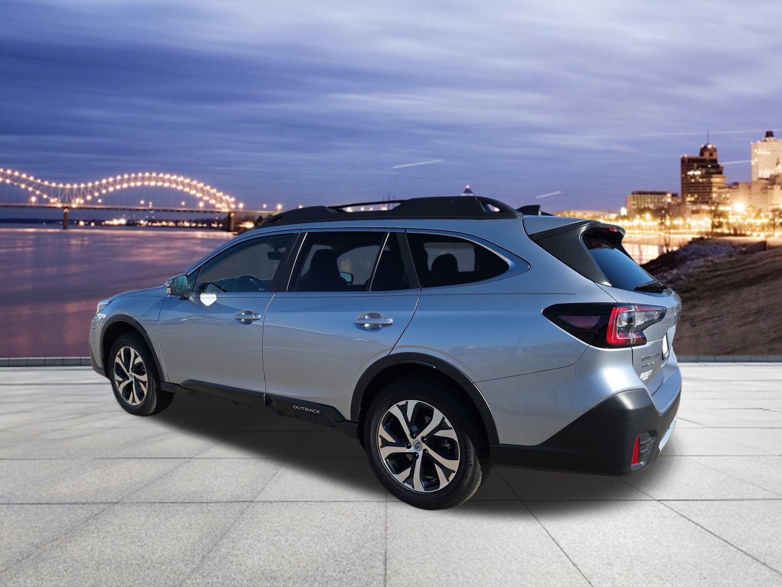 Used 2020 Subaru Outback Limited image 3