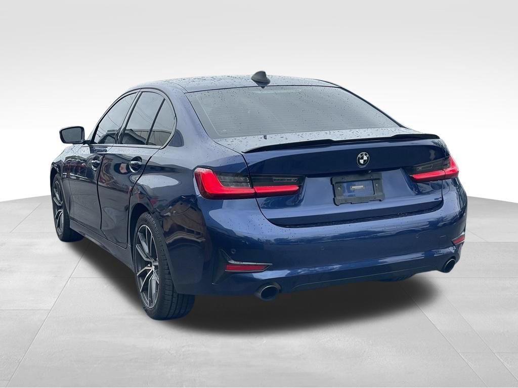 Used 2020 BMW 330i xDrive Sedan w/ Convenience Package AWD/4WD image 5