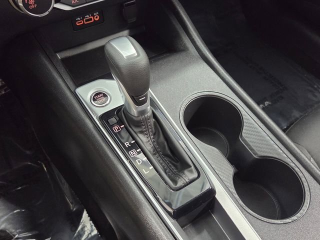 Used 2025 Nissan Altima 2.5 SV FWD image 21