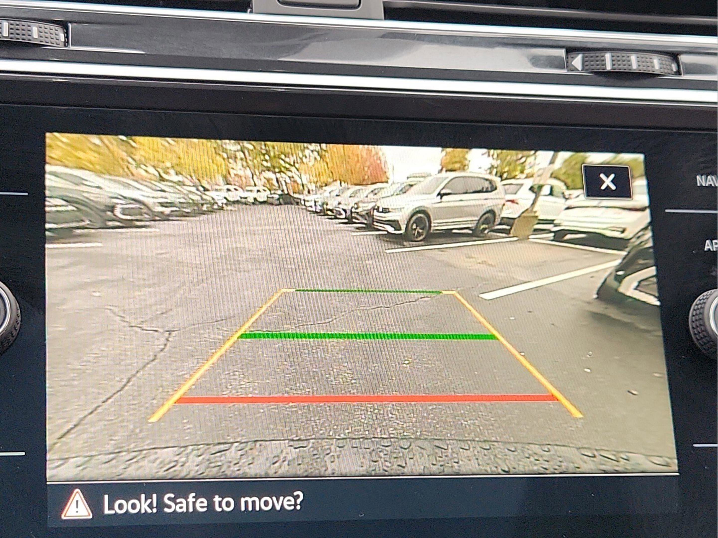 Used 2024 Volkswagen Tiguan SEL R-Line image 19