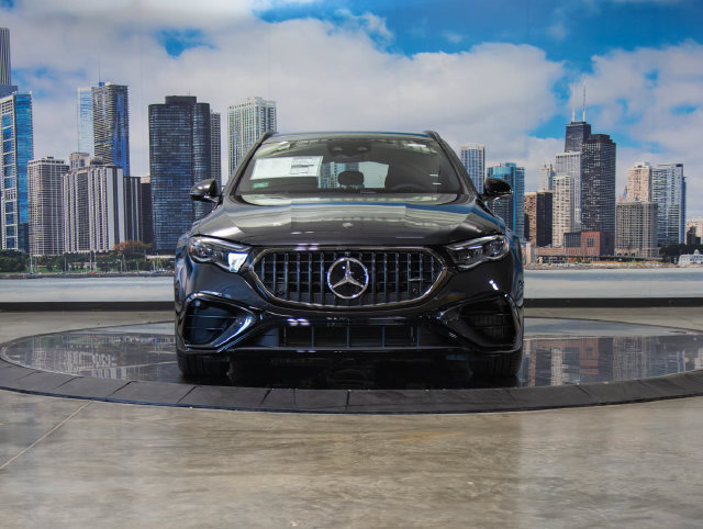New 2027 Mercedes-Benz E 53 AMG e 4MATIC Wagon image 3