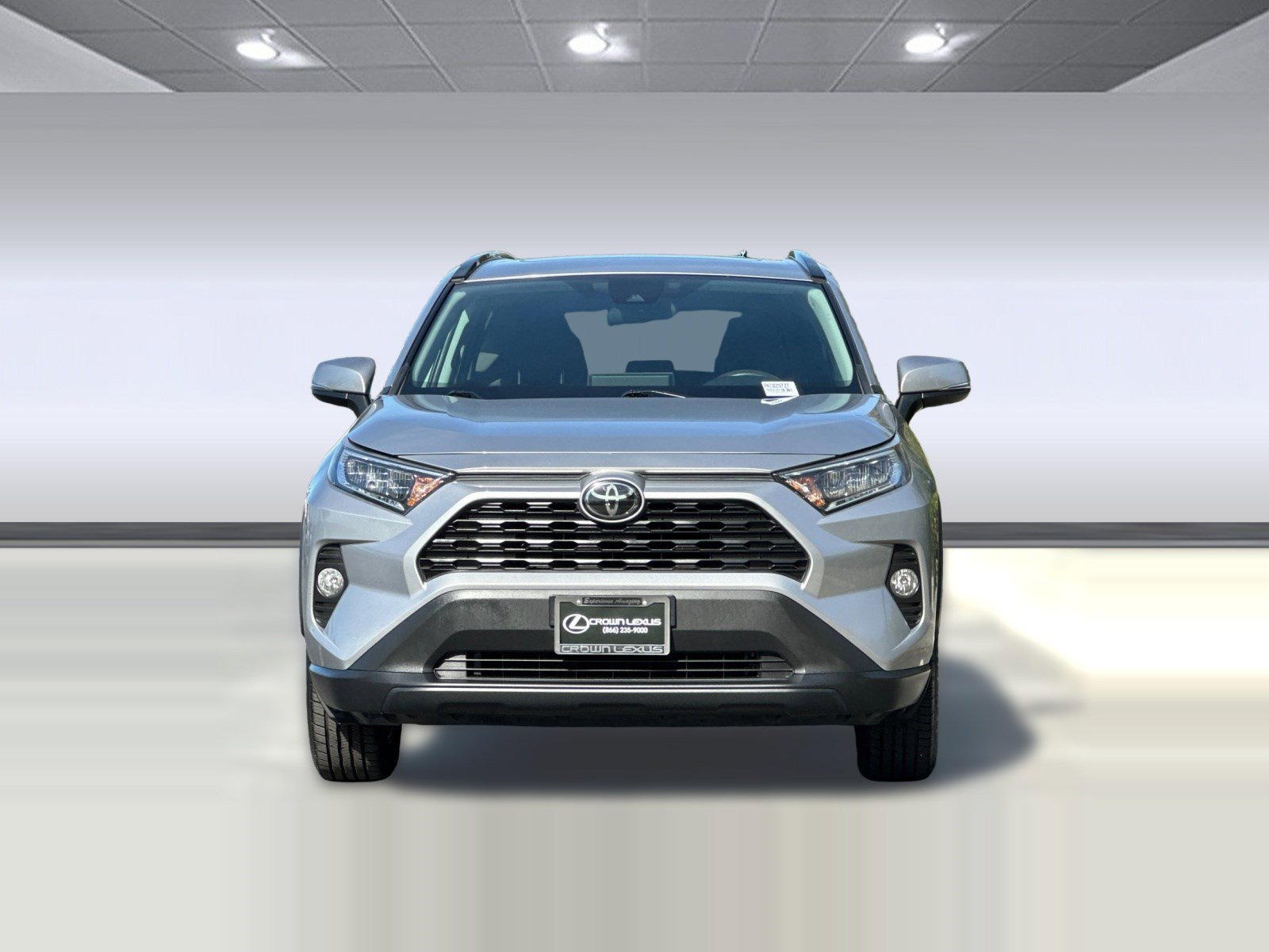 Used 2019 Toyota RAV4 XLE w/ Carpet Mat Package image 6