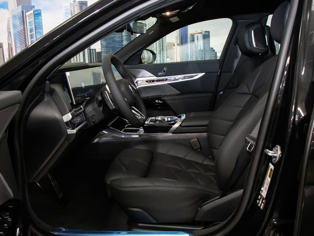 Used 2026 BMW 740i xDrive AWD/4WD image 20