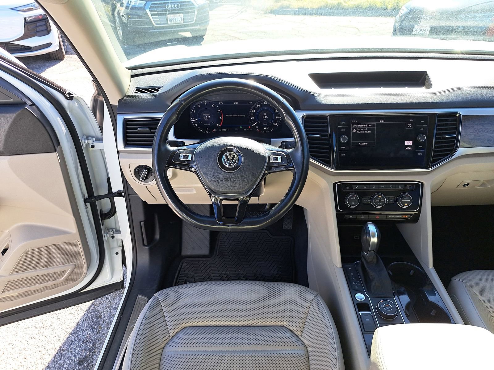 Used 2018 Volkswagen Atlas SEL Premium image 6