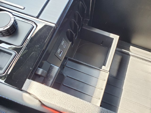 New 2026 Toyota Tundra Platinum AWD/4WD image 32