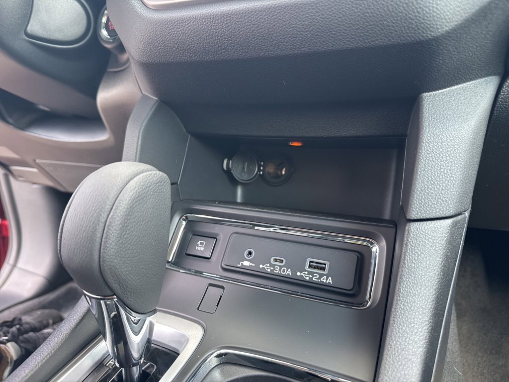 New 2025 Subaru Ascent Limited image 17
