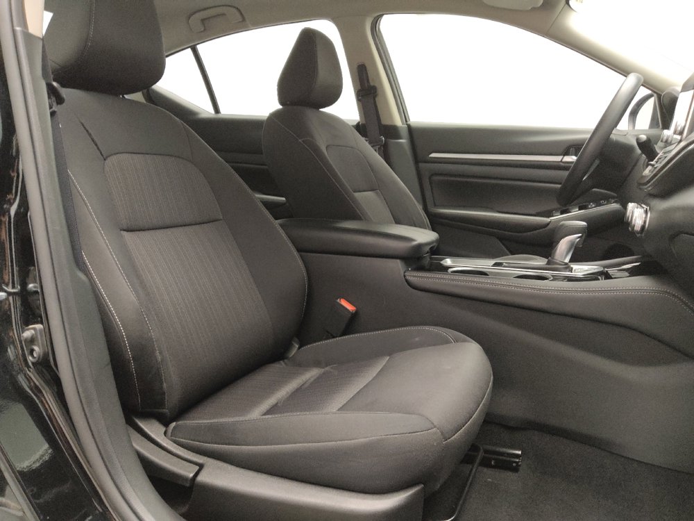 Used 2023 Nissan Altima 2.5 SV image 21