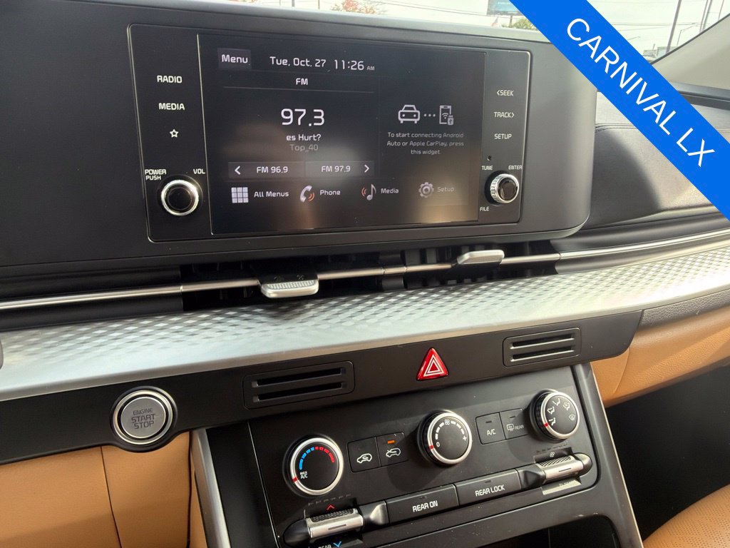 Used 2023 Kia Carnival LX FWD image 16